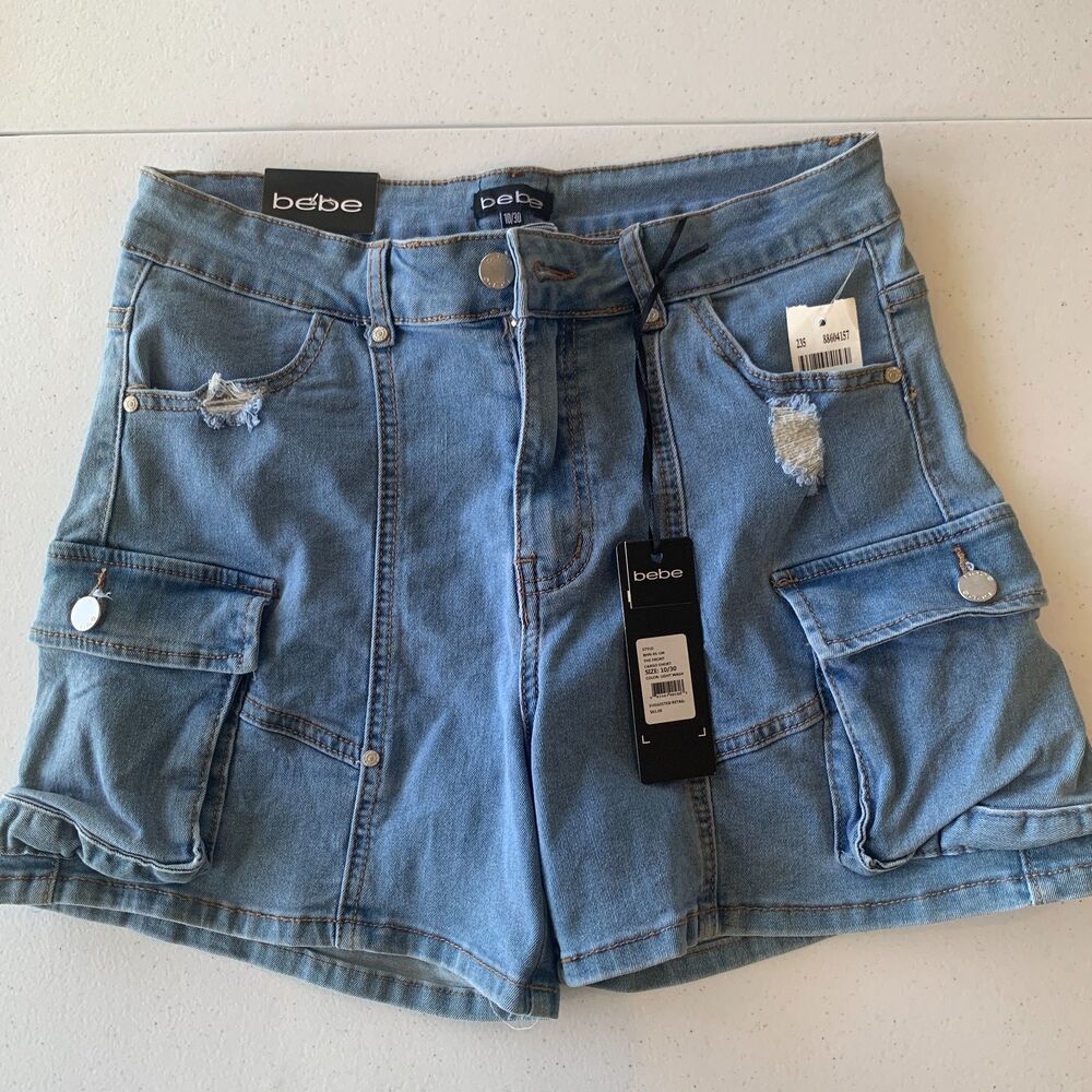 Bebe Women's Cargo Denim Shorts Size 10/30 Light Wash Distressed NWT